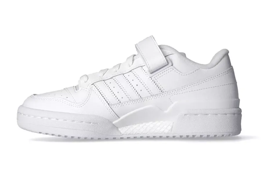 Men’s White All-Season Sneakers